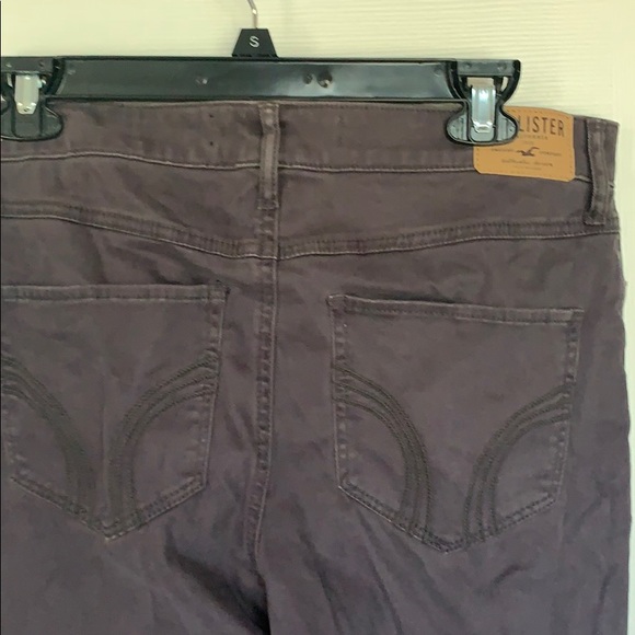 Ladies Hollister Pants Size 9 29 Like new - Picture 3 of 3